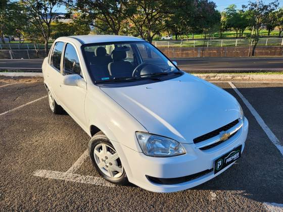 CHEVROLET CLASSIC 1.0 MPFI LS 8V FLEX 4P MANUAL CHEVROLET CLASSIC 1.0 MPFI LS 8V FLEX 4P MANUAL